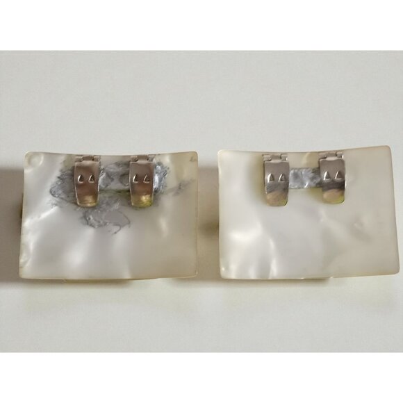 Vintage 1930s-1940s Mother of Pearl Rhinestone Dress or Shoe Clips Set of 2 - Picture 4 of 9
